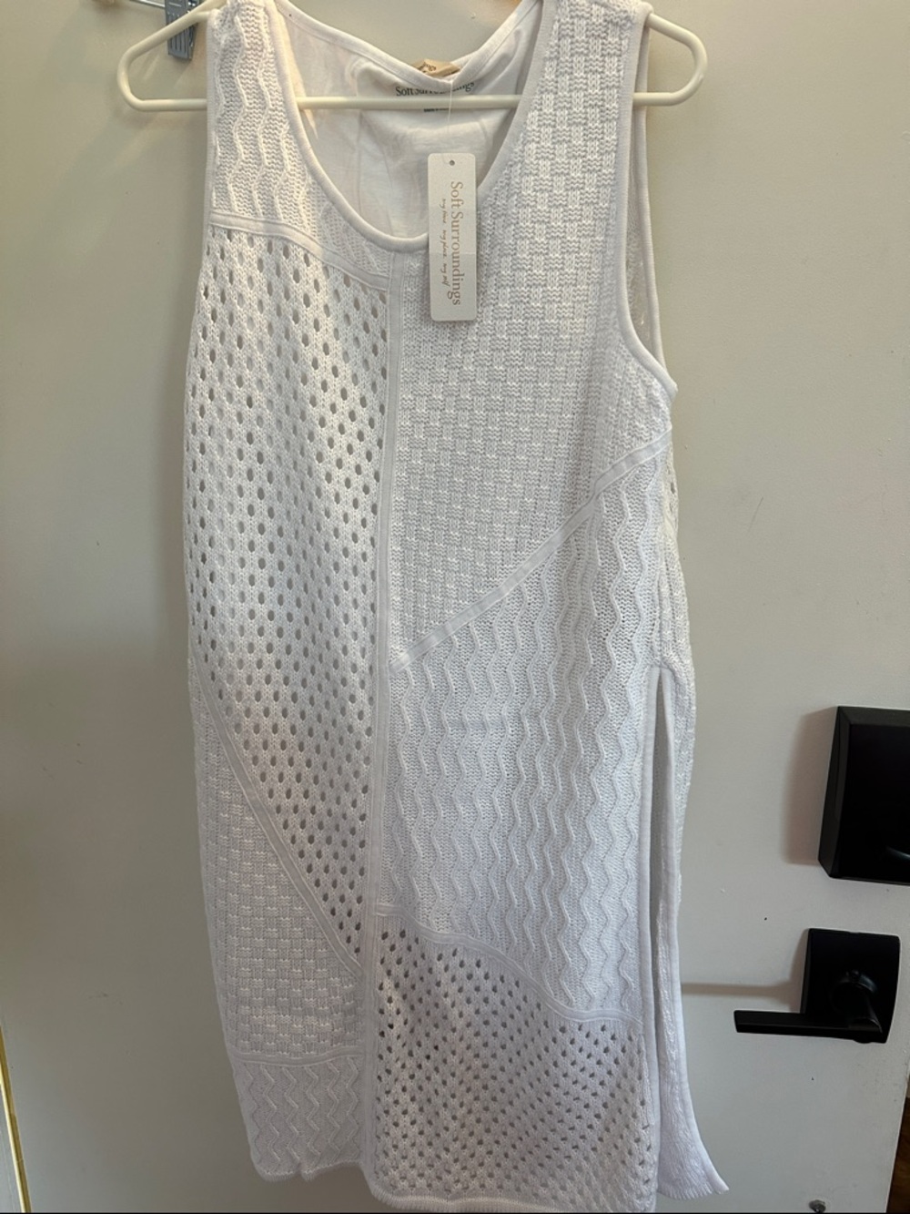 Soft Surroundings White Textured Knit Sleeveless lined Tunic  Med